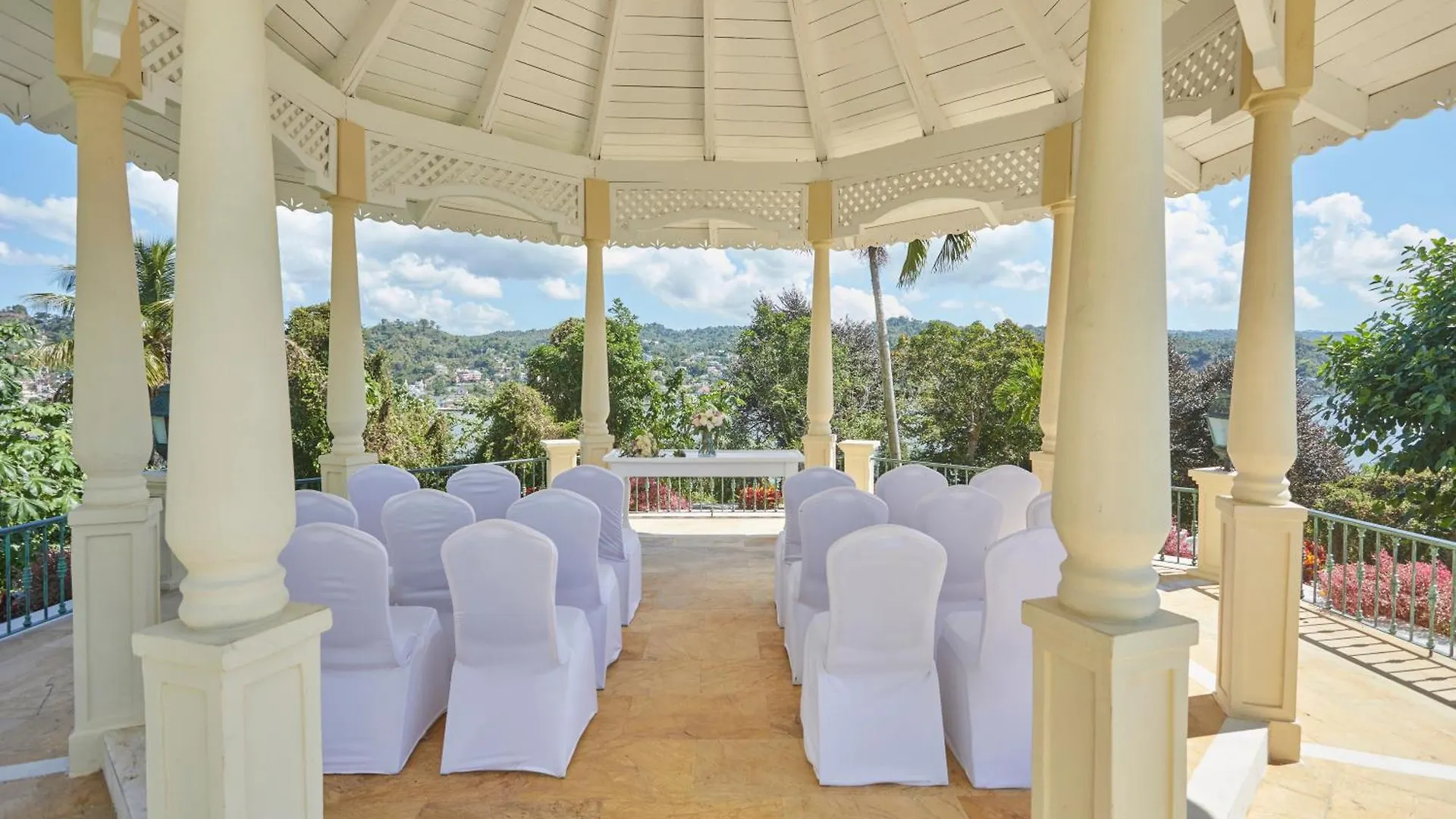 ***** Resort Eurostars Grand Cayacoa (Adults Only) Dominican Republic