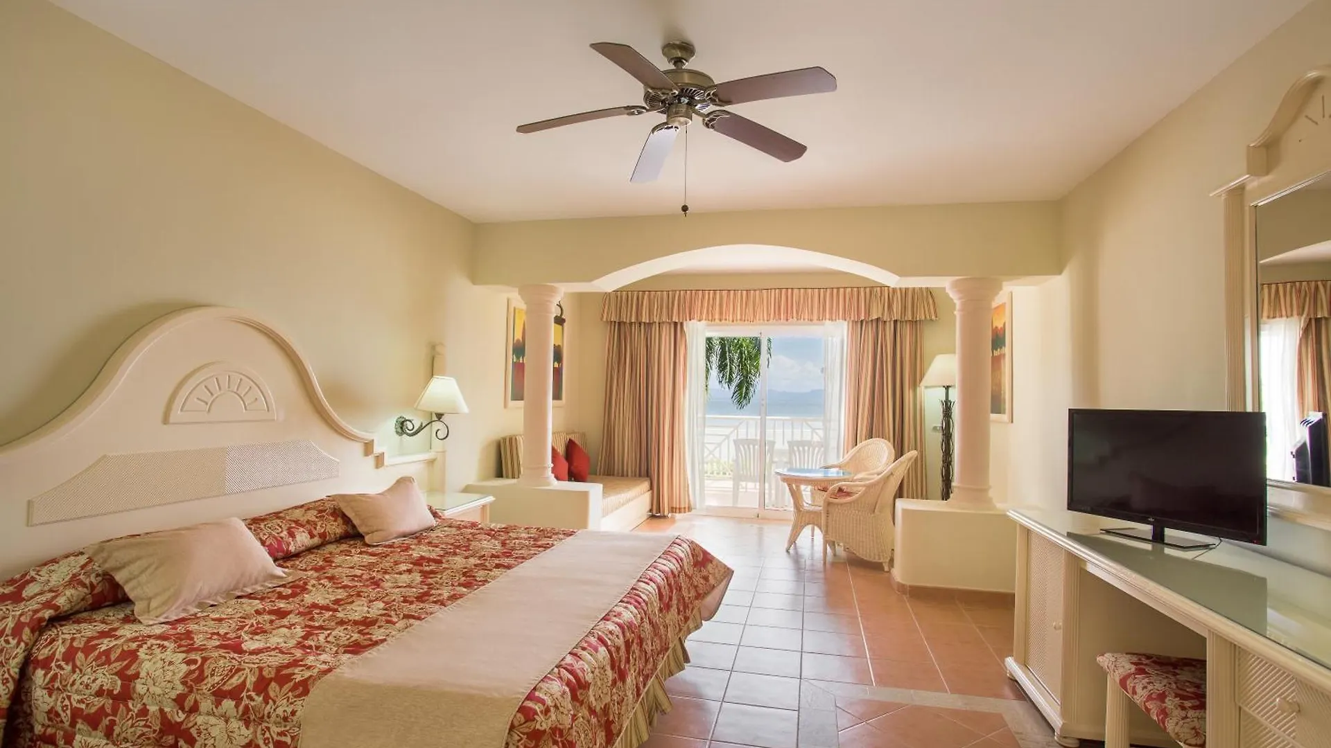 ***** Resort Eurostars Grand Cayacoa (Adults Only) Dominican Republic